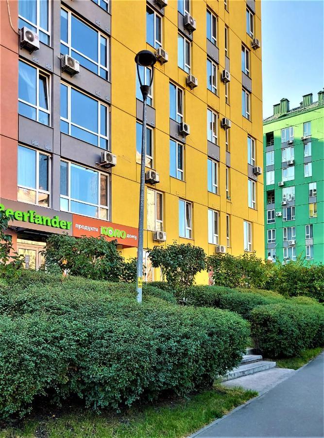 Смарт-Апартаменти На 1 Поверсі Kiev Ngoại thất bức ảnh